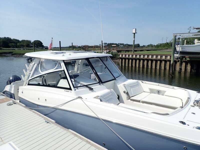32ft World Cat Yacht For Sale