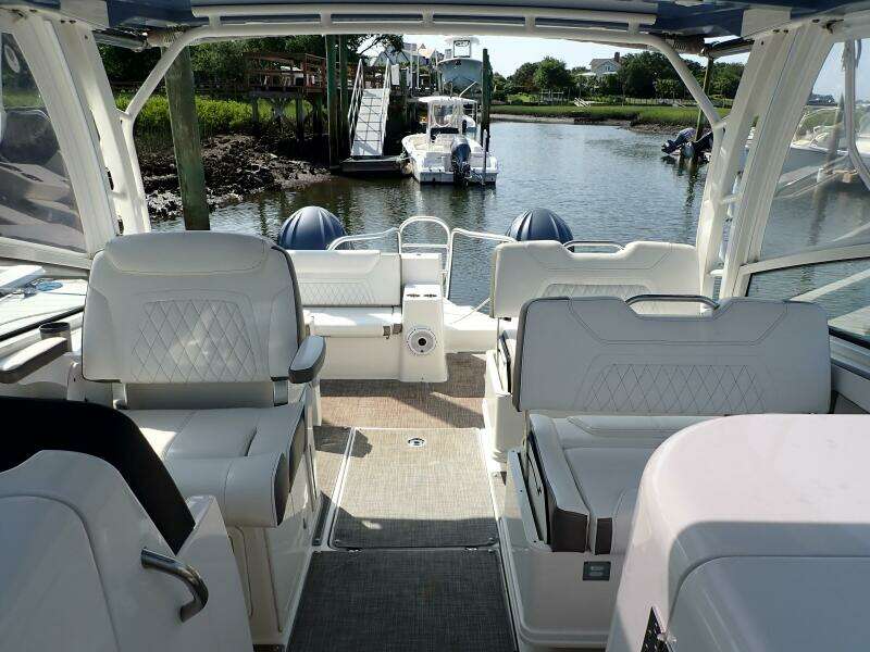 32ft World Cat Yacht For Sale