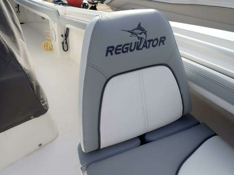 23ft Regulator Yacht For Sale