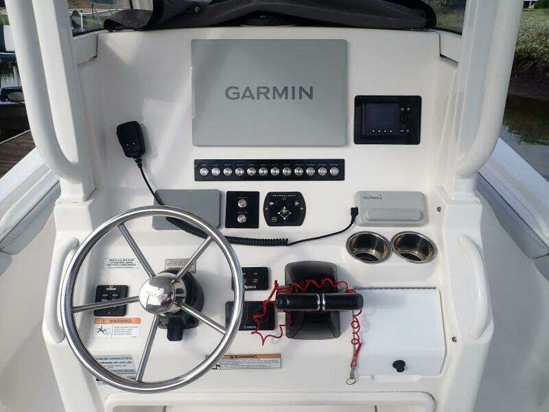 23ft Regulator Yacht For Sale