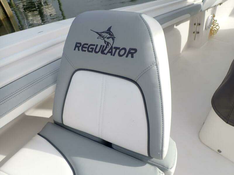 23ft Regulator Yacht For Sale