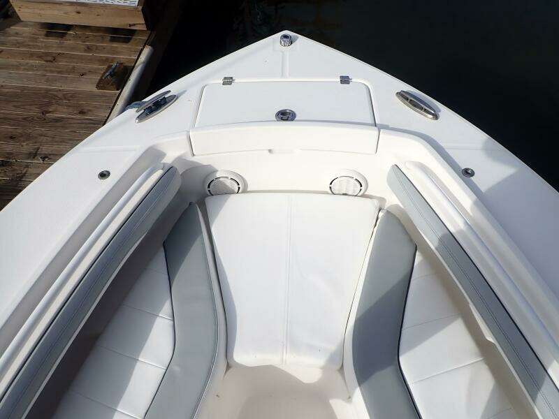 23ft Regulator Yacht For Sale