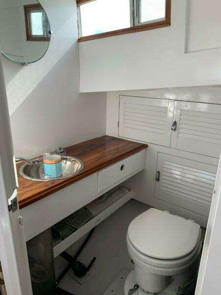INTEGRITY 32ft Classic Yacht For Sale