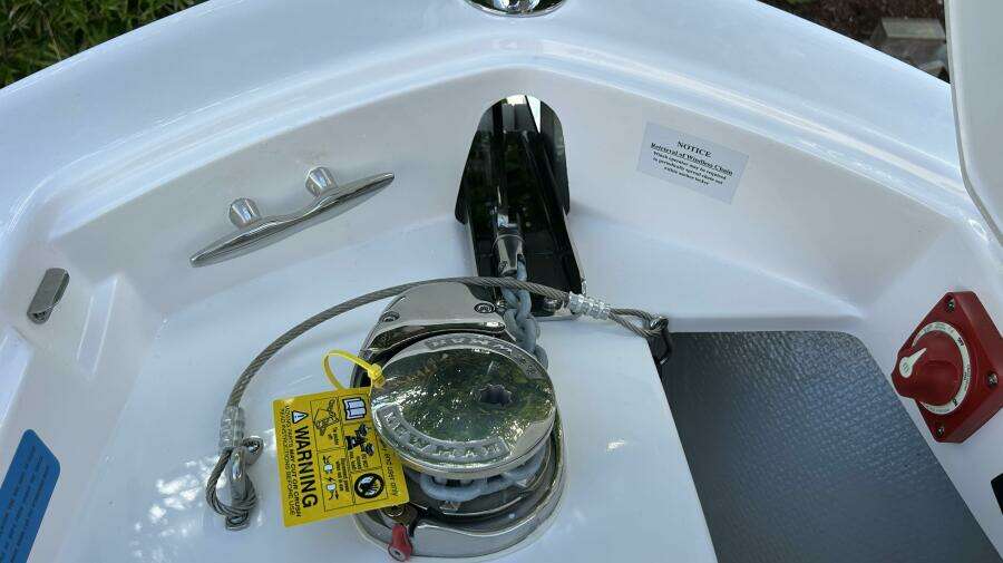 2026 Regal 26 LX6 - Windlass