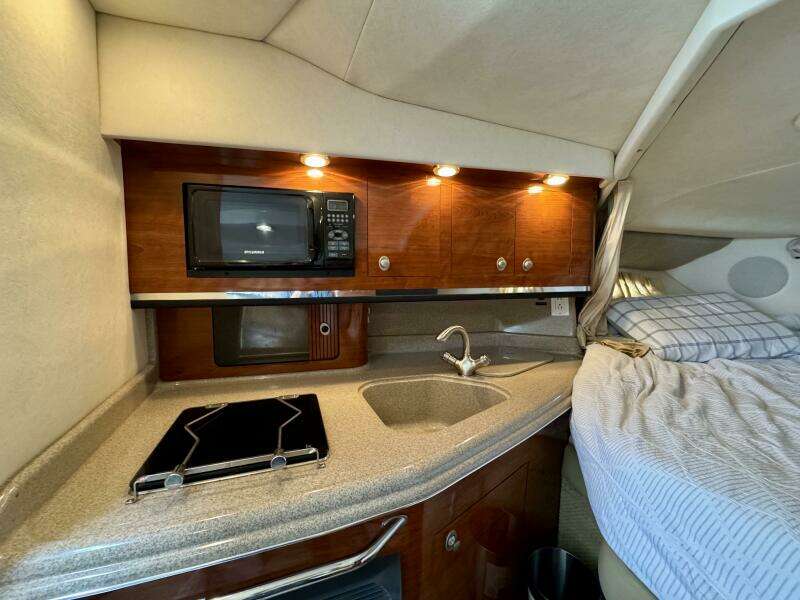 29ft Sea Ray Yacht For Sale