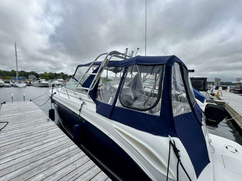 29ft Sea Ray Yacht For Sale