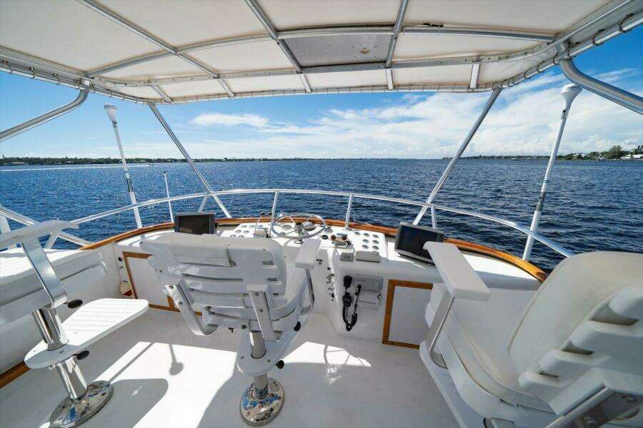 56ft Matthews Yacht For Sale