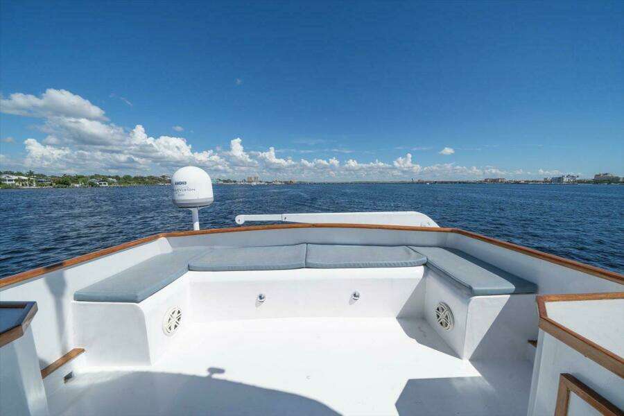 56ft Matthews Yacht For Sale