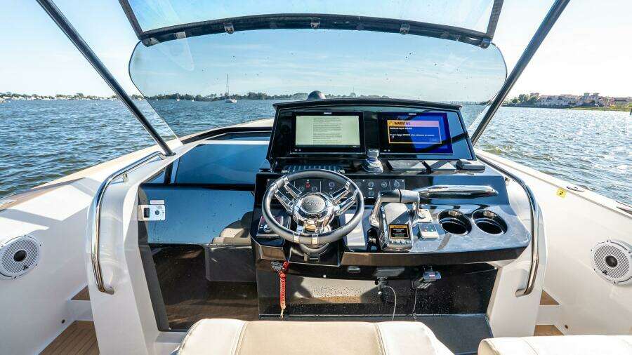 38ft Pardo Yachts Yacht For Sale