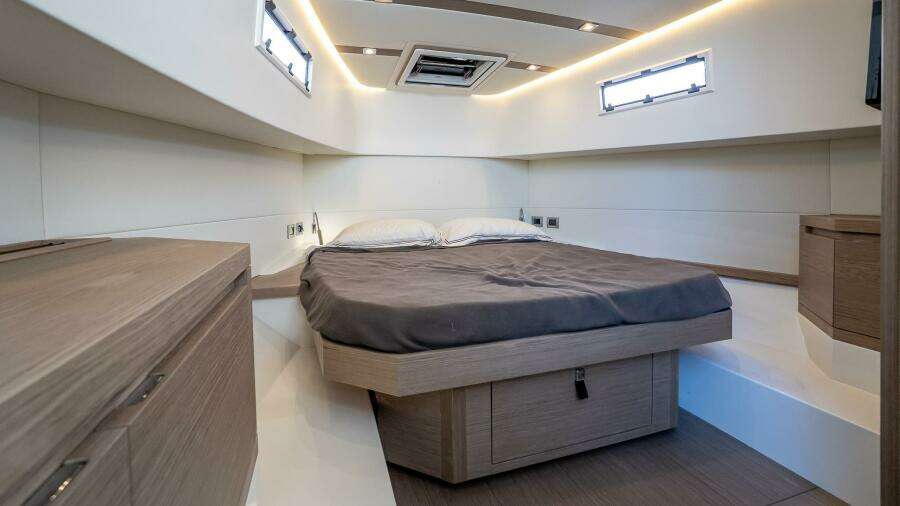 38ft Pardo Yachts Yacht For Sale