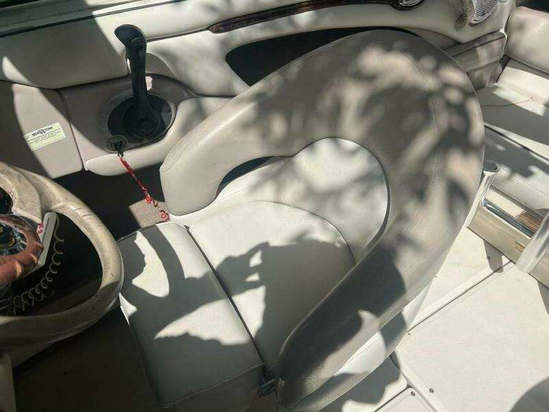 23ft Sea Ray Yacht For Sale