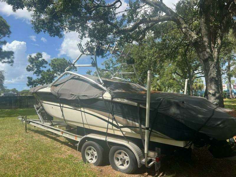 23ft Sea Ray Yacht For Sale