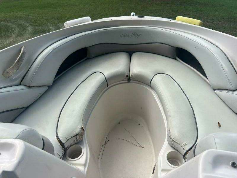 23ft Sea Ray Yacht For Sale