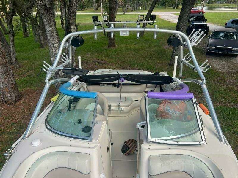 23ft Sea Ray Yacht For Sale
