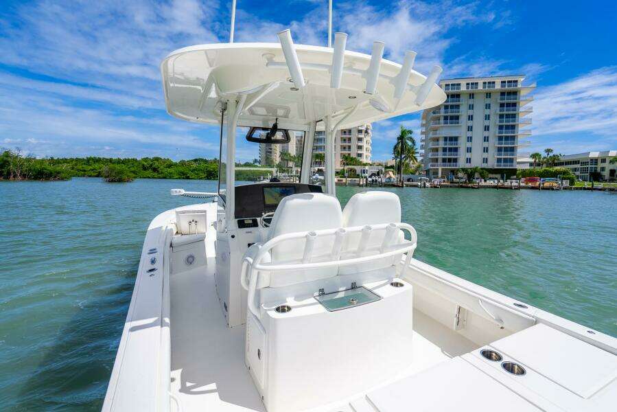 26ft Regulator Yacht For Sale