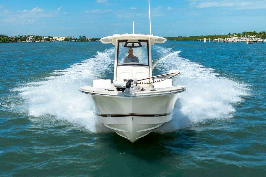 26ft Regulator Yacht For Sale