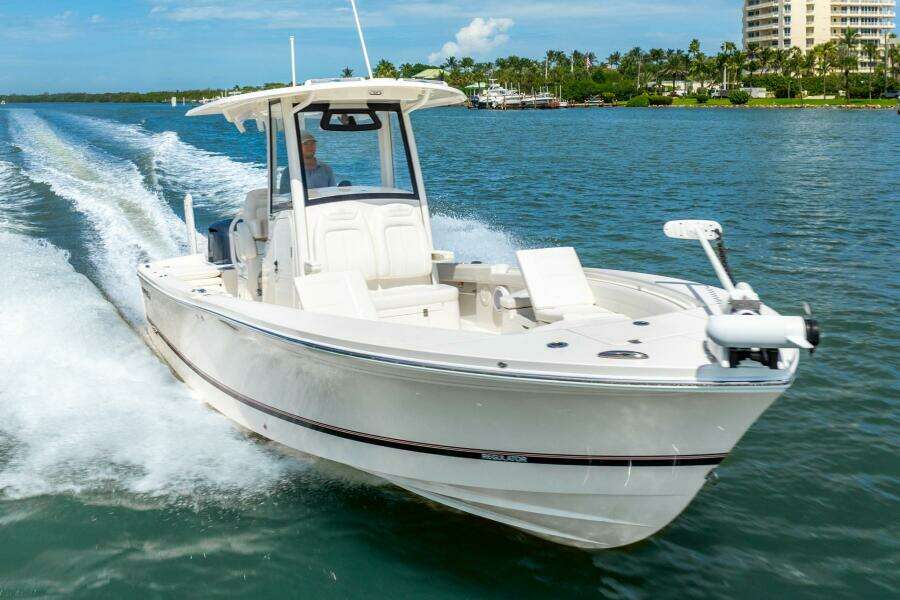26ft Regulator Yacht For Sale