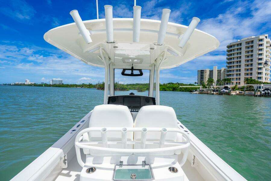 26ft Regulator Yacht For Sale