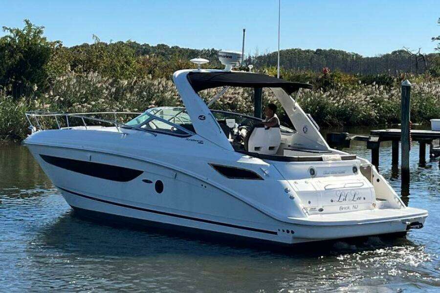LIL LEE 35ft Sea Ray Yacht For Sale