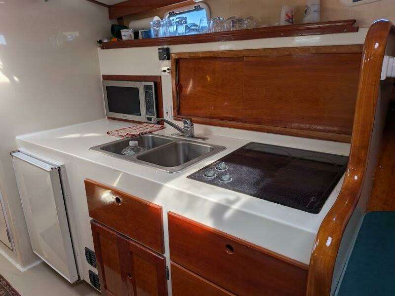 38ft Wesmac Yacht For Sale