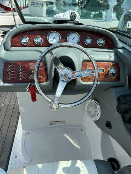 28ft Cobalt Yacht For Sale