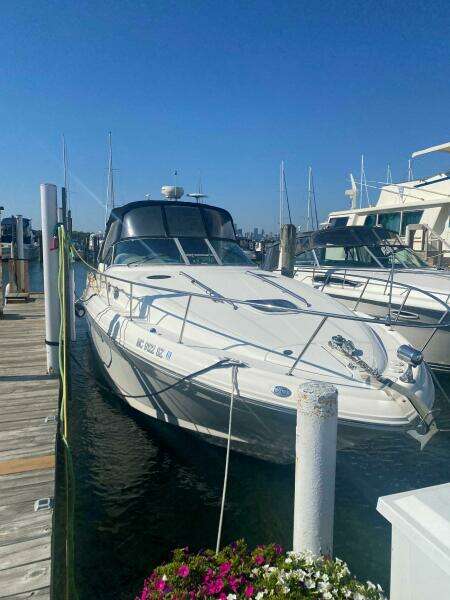 34ft Sea Ray Yacht For Sale