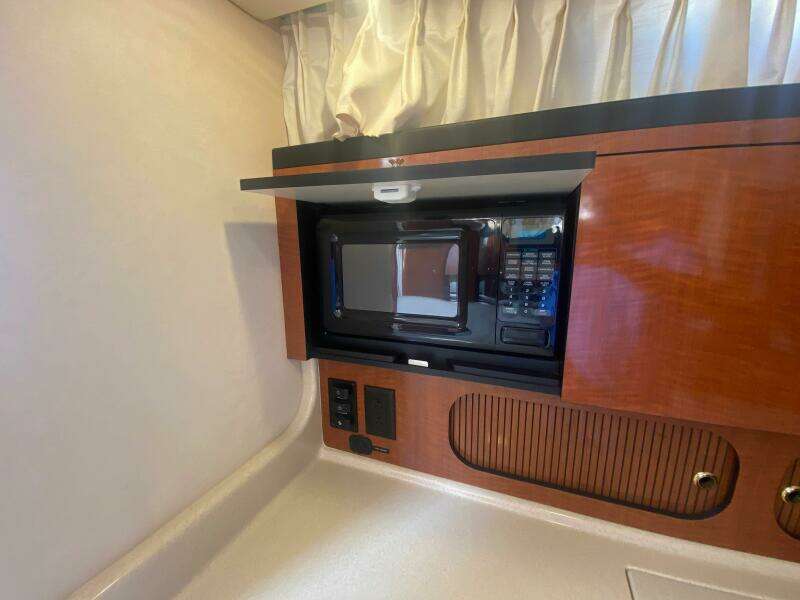 34ft Sea Ray Yacht For Sale