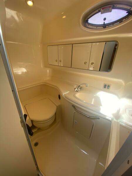 34ft Sea Ray Yacht For Sale