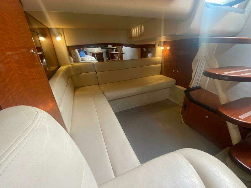 34ft Sea Ray Yacht For Sale
