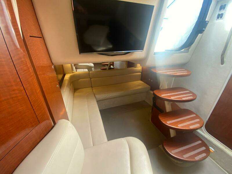 34ft Sea Ray Yacht For Sale