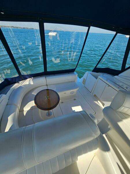 37ft Cruisers Yachts Yacht For Sale