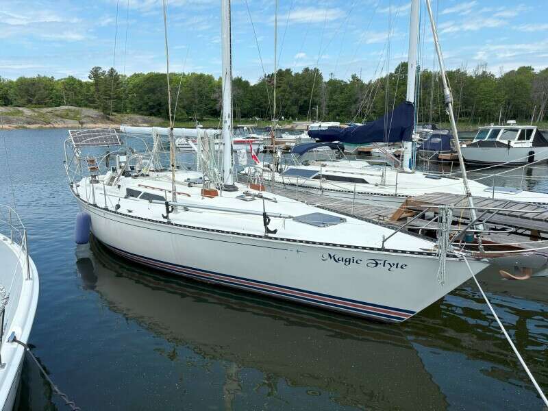 Magic Flyte 41ft C amp C Yacht For Sale