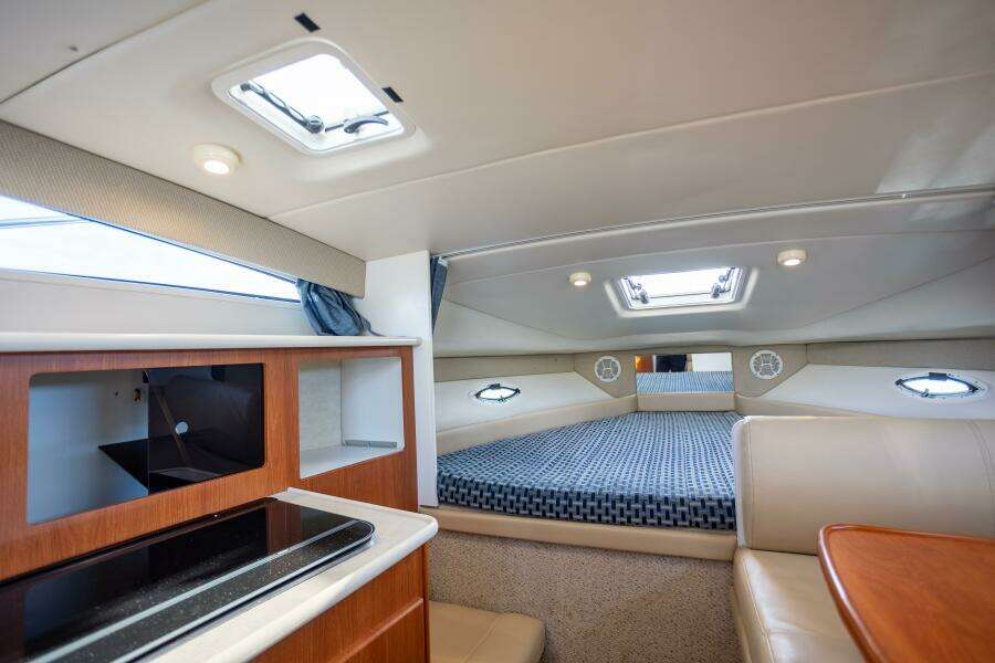 Our Trade 28ft Bayliner Yacht For Sale