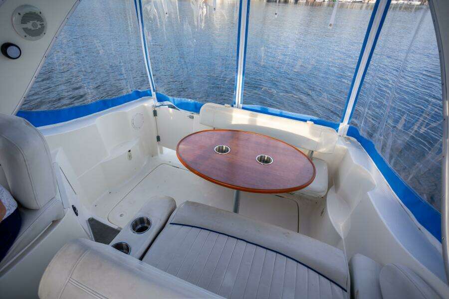 Our Trade 28ft Bayliner Yacht For Sale Our Trade 28ft Bayliner Yacht For Sale