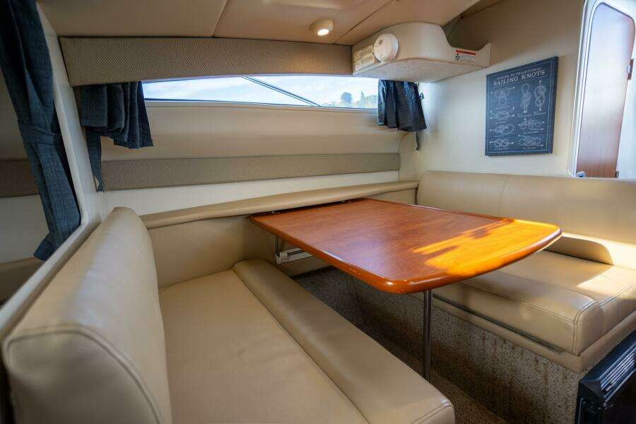 Our Trade 28ft Bayliner Yacht For Sale