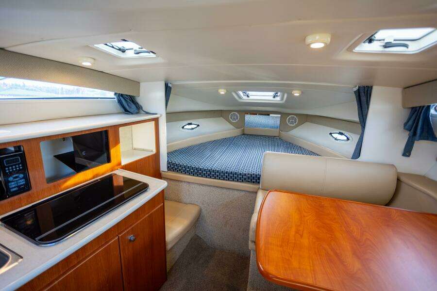 Our Trade 28ft Bayliner Yacht For Sale Our Trade 28ft Bayliner Yacht For Sale