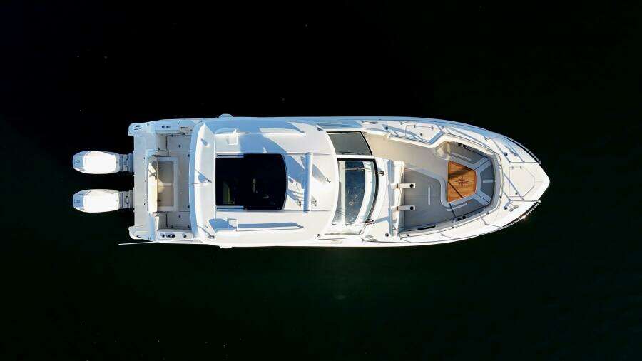 38ft Boston Whaler Yacht For Sale