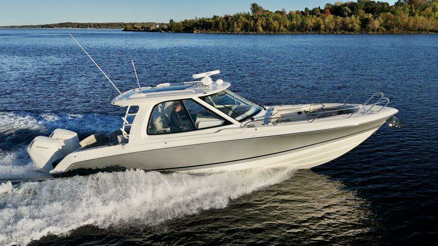 38ft Boston Whaler Yacht For Sale