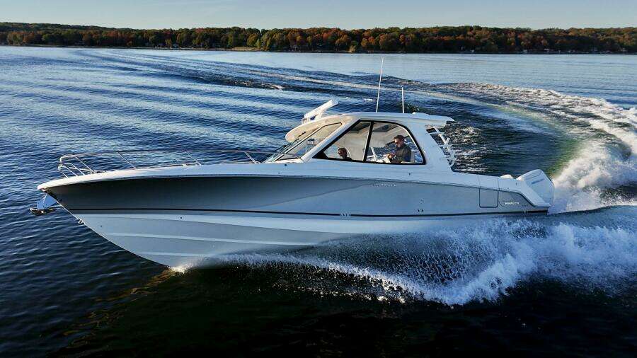 38ft Boston Whaler Yacht For Sale