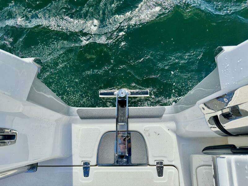 38ft Boston Whaler Yacht For Sale
