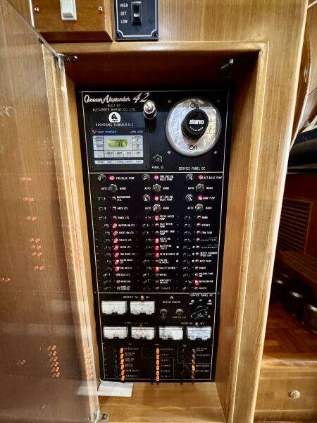 42ft Ocean Alexander Yacht For Sale