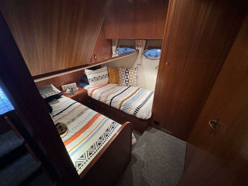 42ft Ocean Alexander Yacht For Sale