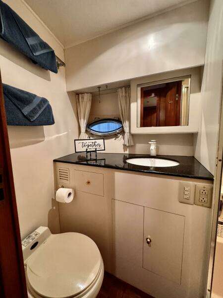 42ft Ocean Alexander Yacht For Sale