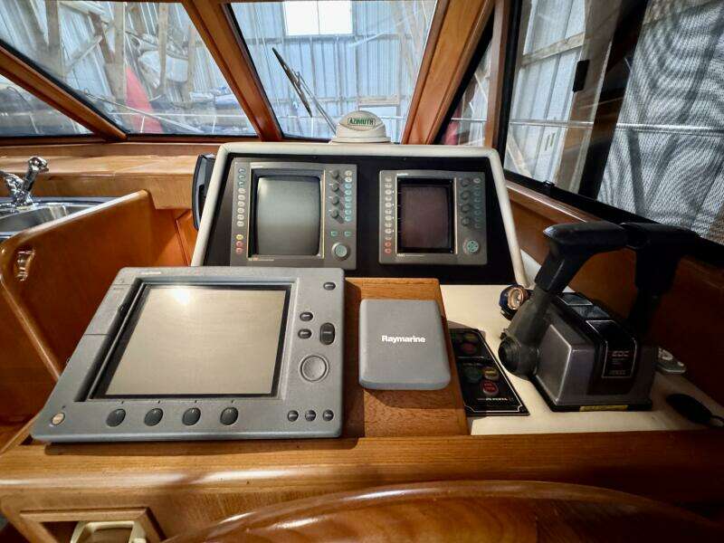 42ft Ocean Alexander Yacht For Sale