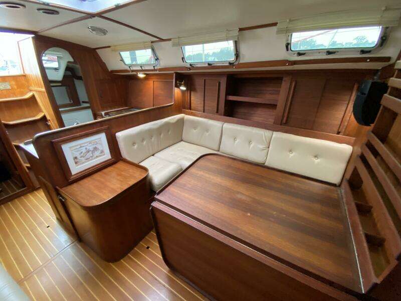 Delphinium 40ft J Boats Yacht For Sale