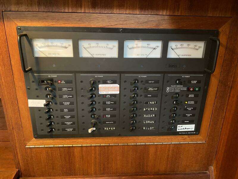 Delphinium 40ft J Boats Yacht For Sale