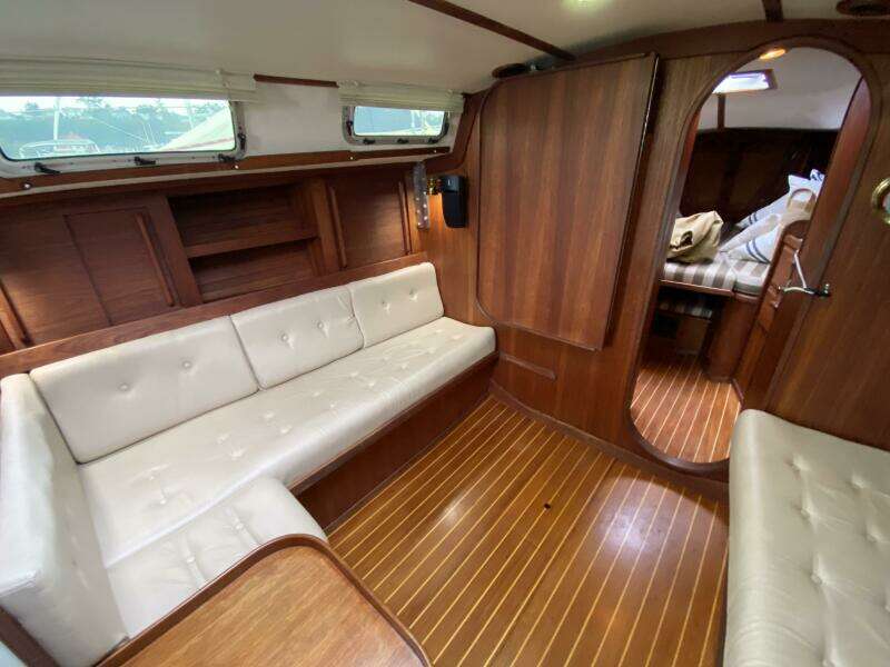 Delphinium 40ft J Boats Yacht For Sale