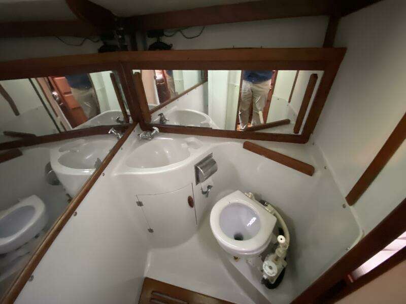 Delphinium 40ft J Boats Yacht For Sale
