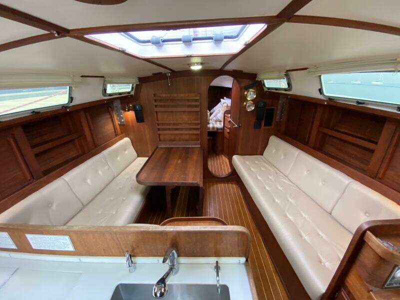 Delphinium 40ft J Boats Yacht For Sale