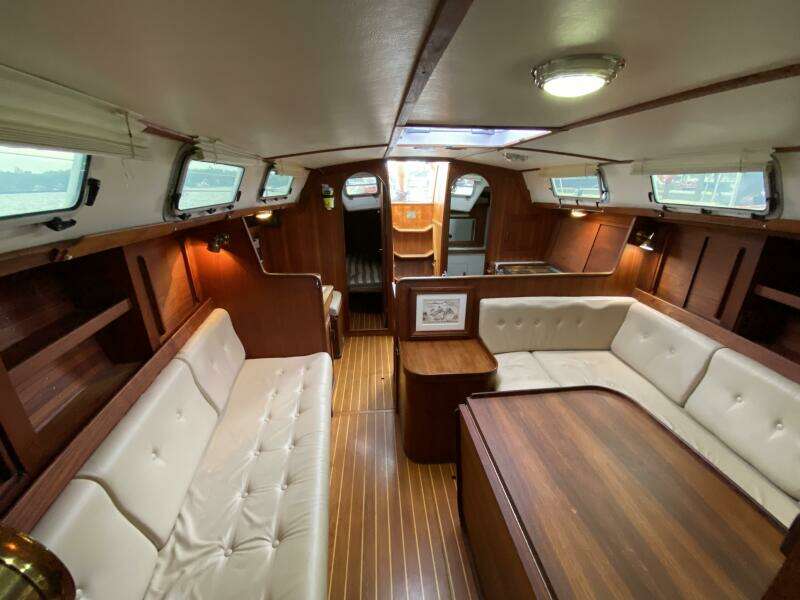 Delphinium 40ft J Boats Yacht For Sale